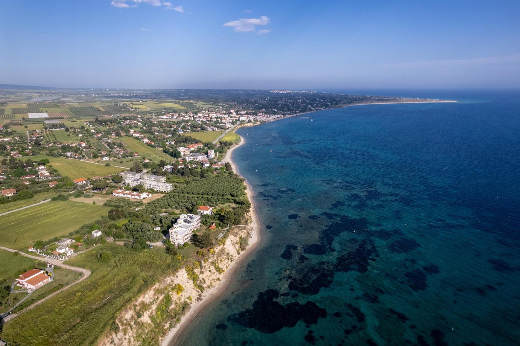 شقة Sunshine House Offering Spectacular Views To Olymp A نيا إيراكليا المظهر الخارجي الصورة